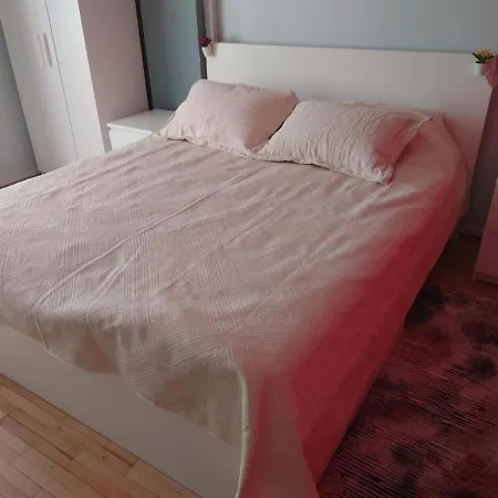 New Old Town Apartment